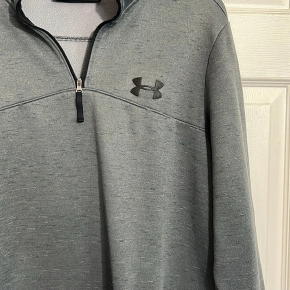 Under Armour men’s large loose pullover with 1/4 zip in gray - Picture 2 of 7